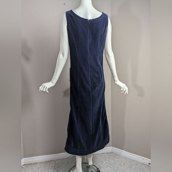 Laura Ashley Velour dress in Navy Blue front pockets, sleeveless, Vintage size 6 - Picture 6 of 9